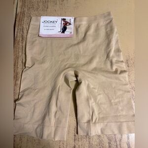 Jockey Women's Beige Smoothing, Seamless, No Panty Lines
